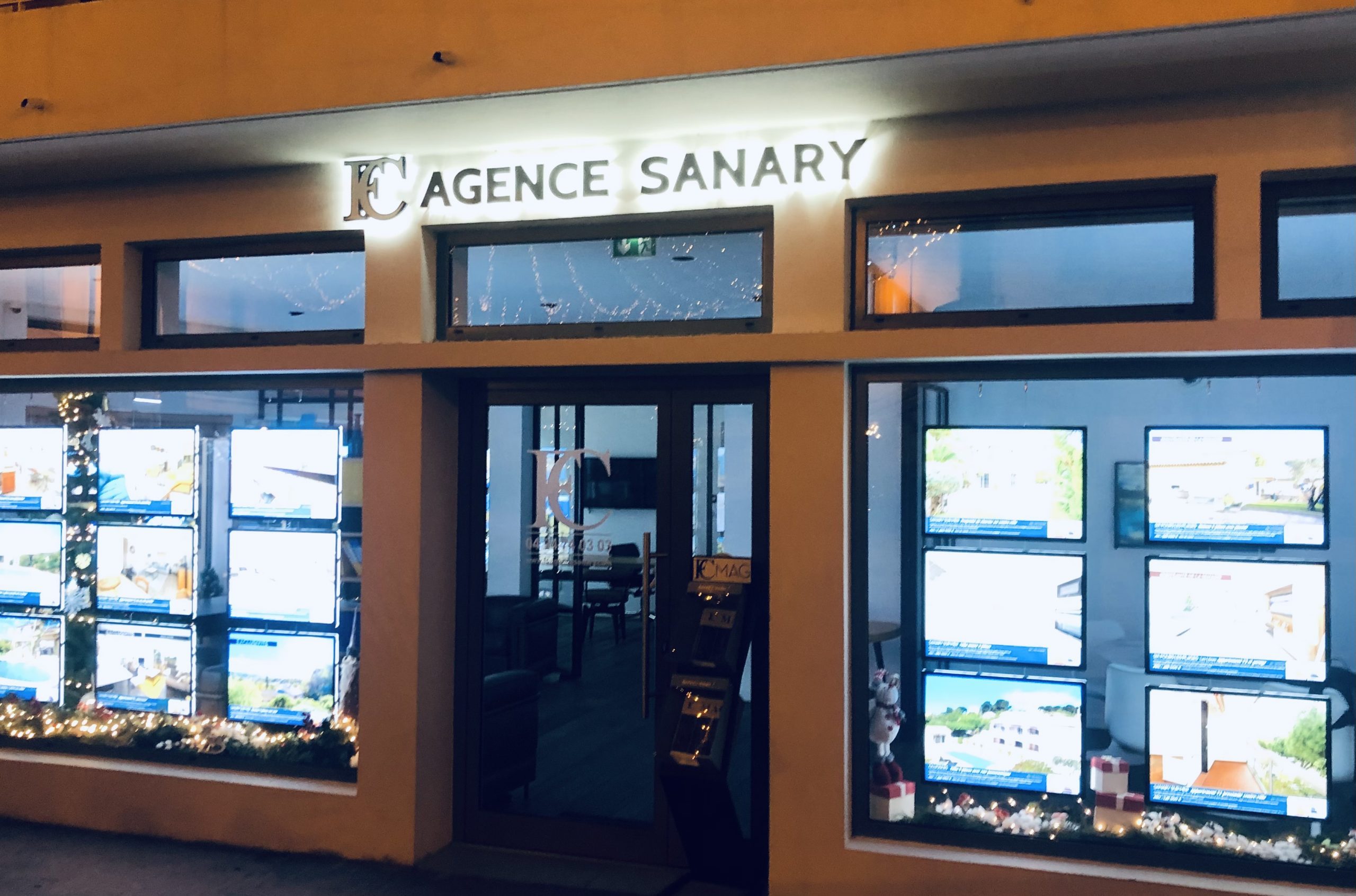 Enseigne lumineuse eclairee immobilier