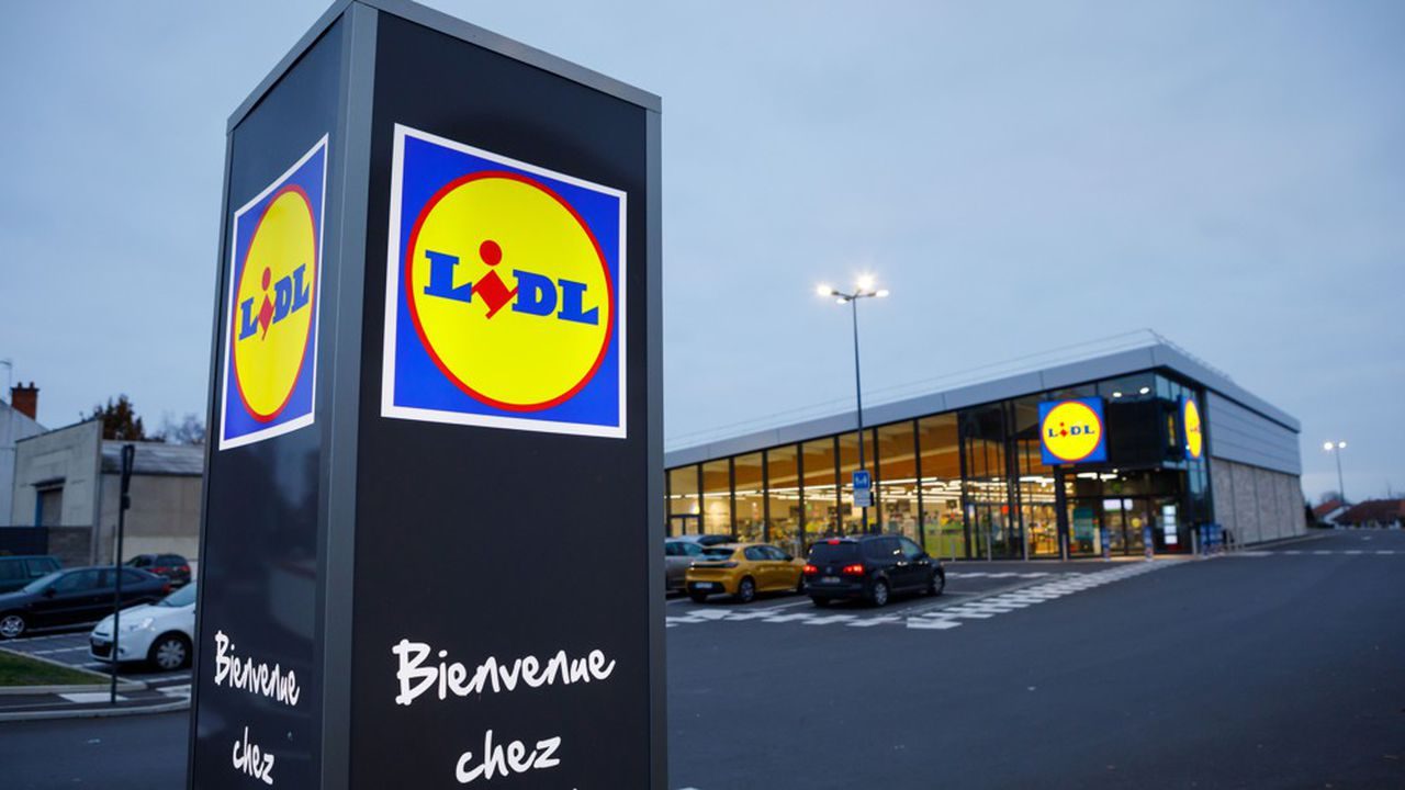 Enseigne lumineuse éclairée Lidl – Comment moderniser une enseigne existante