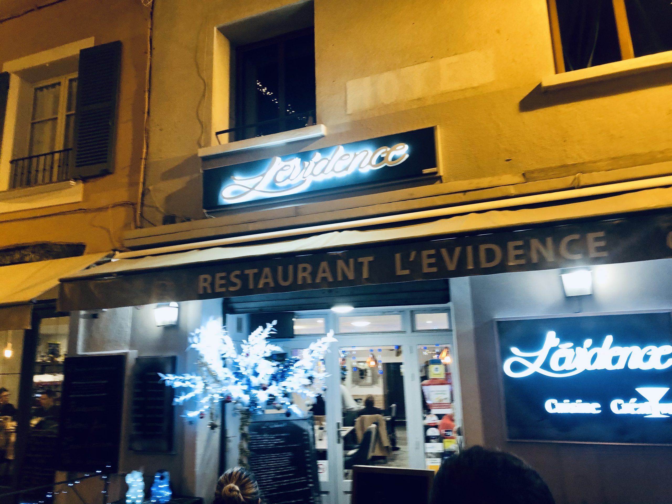 Enseigne lumineuse eclairee opticien