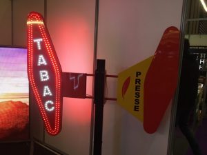 enseigne rapeau carotte tabac