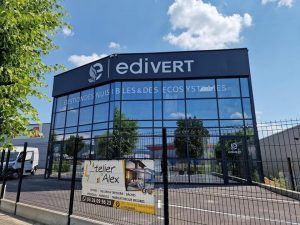 Enseigne lettres découpées