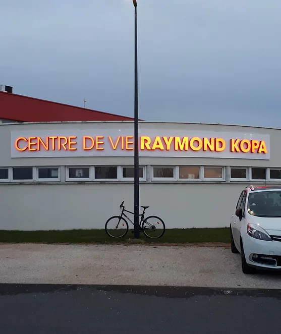 Désélectionner – enseigne agence immobilière