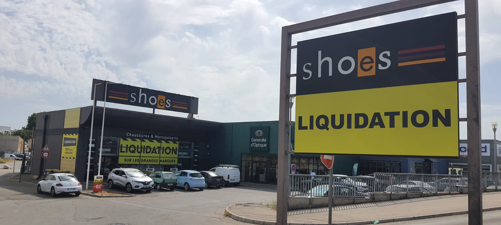 Enseigne pour liquidation jaune