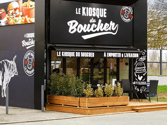 Façade Le Kiosque du Boucher — réalisation Premium Enseigne