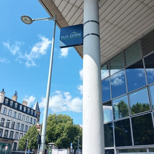 Fournisseur d’enseigne pour revendeurs