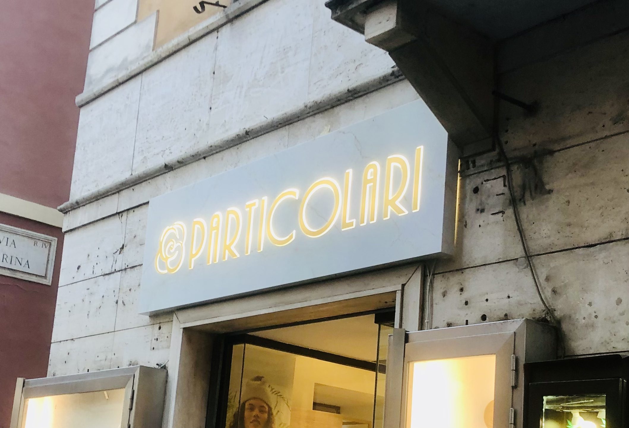Enseigne lumineuse lettres decoupees led et vintage
