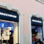 Enseigne lumineuse lettres découpées Mode – Fabrication de panneau publicitaire sur mesure : étapes et conseils