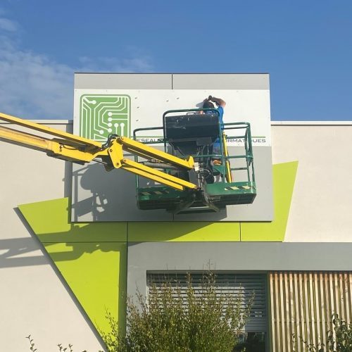 Enseigne professionnelle