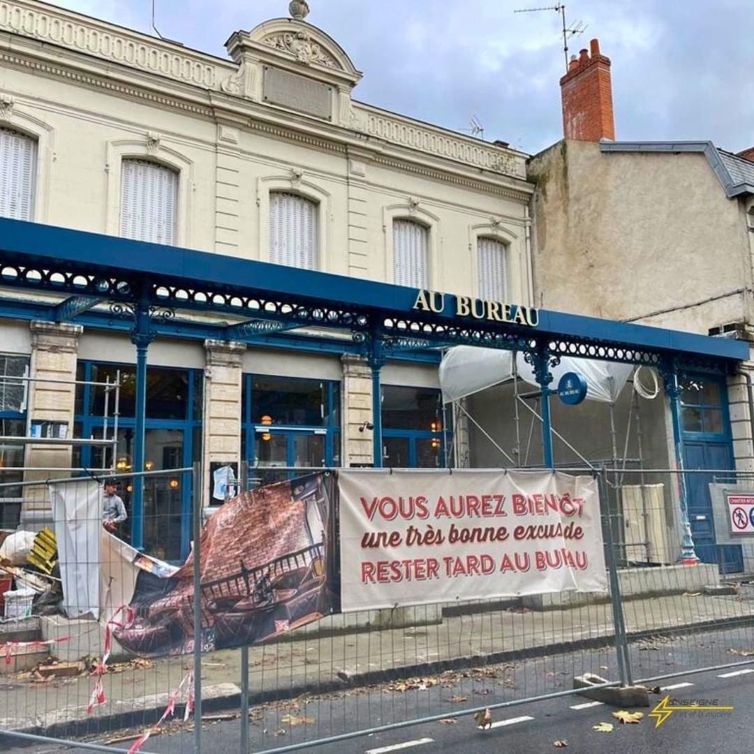 Désélectionner – fabrication et pose d’une bâche pvc