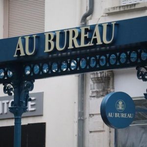 enseigne lettres boitiers non lumineuse design