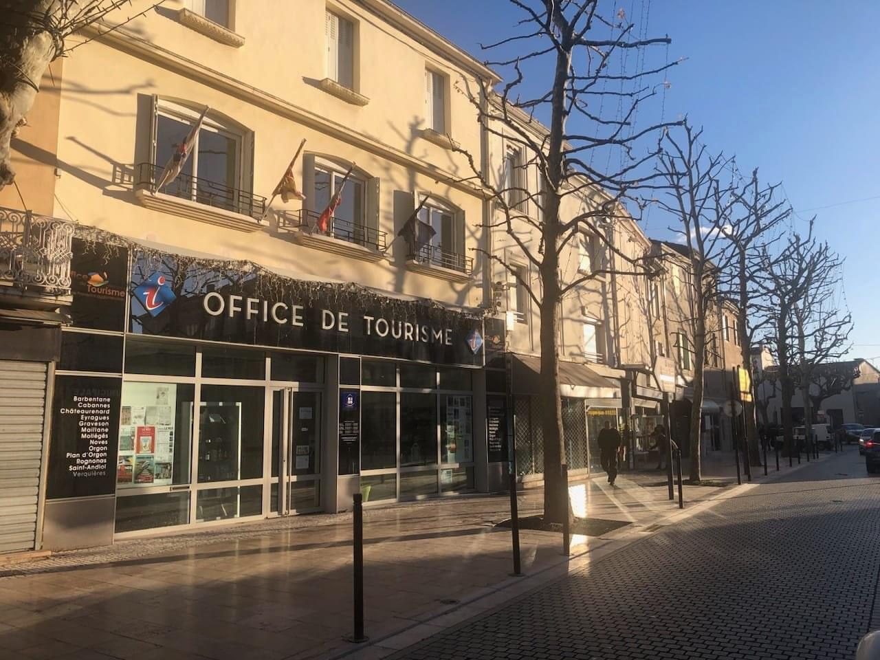 Désélectionner – fabrication et pose d’une bâche pvc