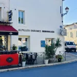 Réalisation d’enseigne commerciale – vue 16 – Panneau publicitaire pour commerce de proximité : visibilité et efficacité