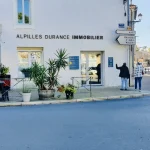 Réalisation d’enseigne commerciale – vue 12 – Panneau publicitaire pour commerce de proximité : visibilité et efficacité