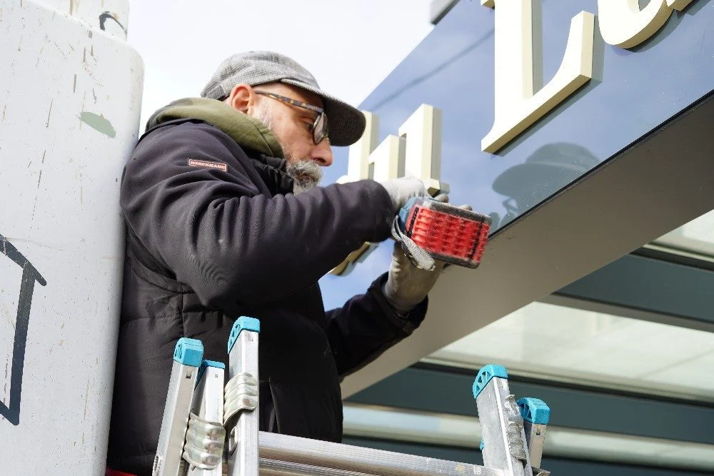 pose enseigne boulangerie (27) – habillage vitrine adhésif paris