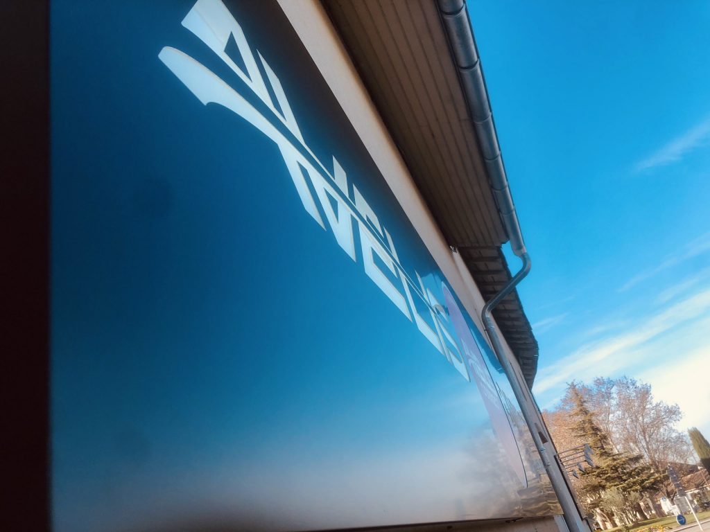 enseigne caisson lumineux ecologique