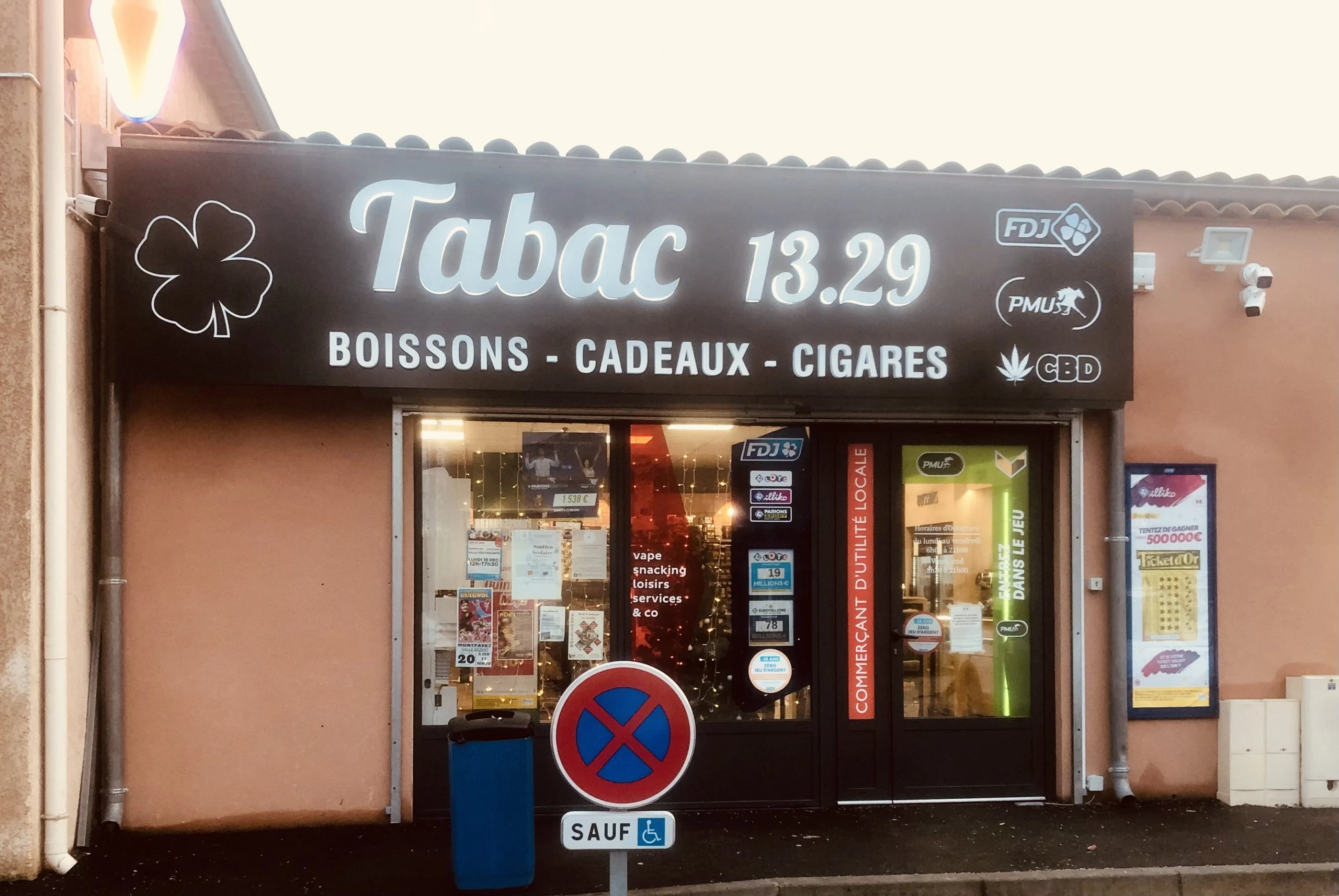 Enseigne bureau de tabac Lyon