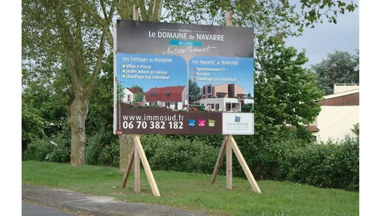 enseigniste drapeau paris enseigne et signalétique CHATEAURENARD