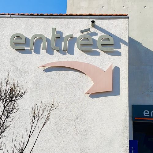 enseigne lettre boitier non lumineuses