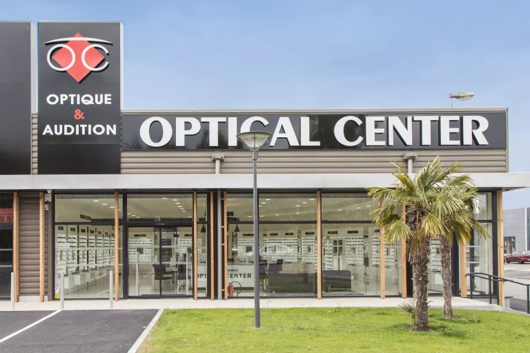 enseigne optique et signalétique CHATEAURENARD opticien magasin