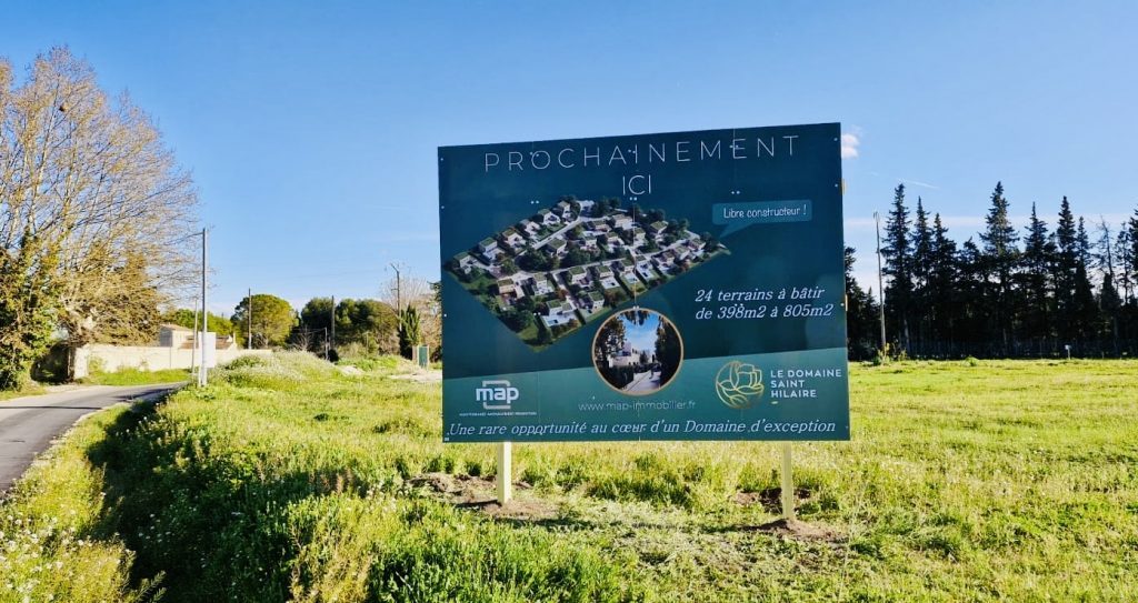 Pré enseigne panneau bord de route promotion immobilier