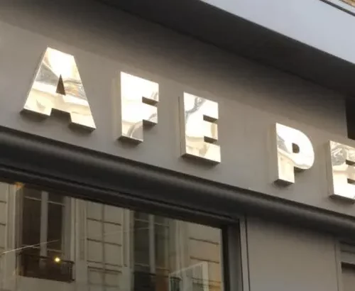 enseigne lettre boitier non lumineuse