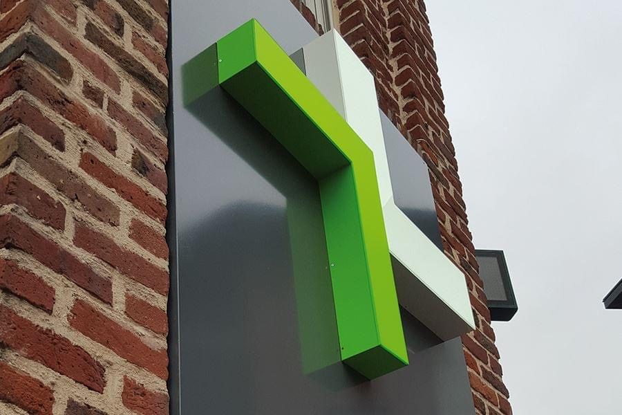 Enseigne dapeau lumineuses pas cher design logo – enseigne intérieure en lettrage PVC