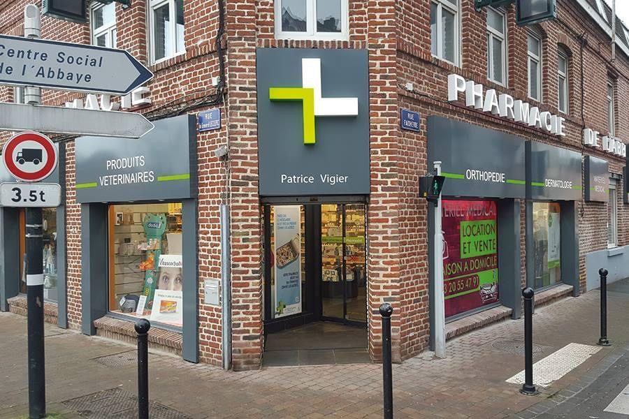 Enseigne dapeau lumineuses pas cher design logos – enseigne intérieure en lettrage PVC