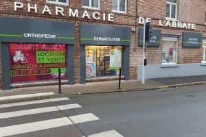 enseigne drapeau non lumineuse et signalétique CHATEAURENARD Les Enseignes Boîtiers Lumineuses à Double Face