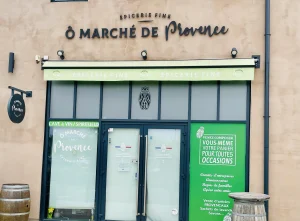 enseigne professionnelle à marseille et signalétique CHATEAURENARD