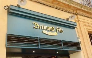 Enseigne de commerce à Aix-en-Provence réalisée par Premium Enseigne