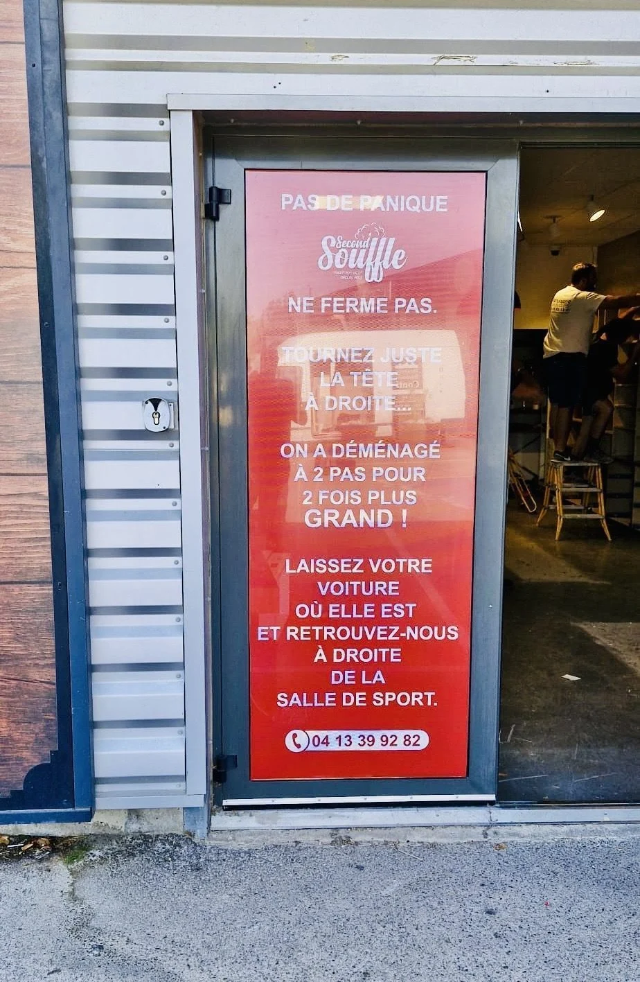 8ff1071b-ea55-4a73-b54b-28dd95bbf302 – choisir une enseigne à Salon-de-Provence