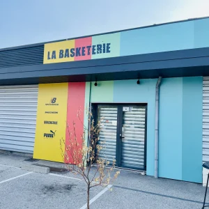 enseigne magasin chaussures et signalétique CHATEAURENARD Panneau de