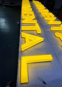 enseigne marseille avignon salon de provence