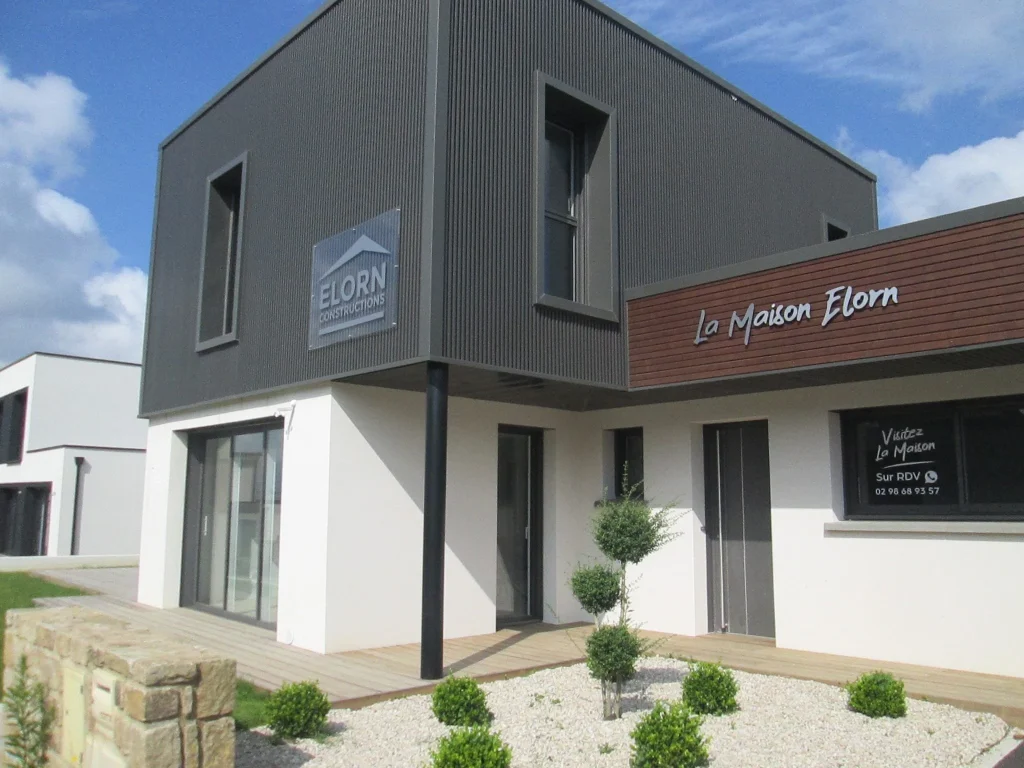 Exemple de réalisation Premium Enseigne – enseigne lettres alu brossées