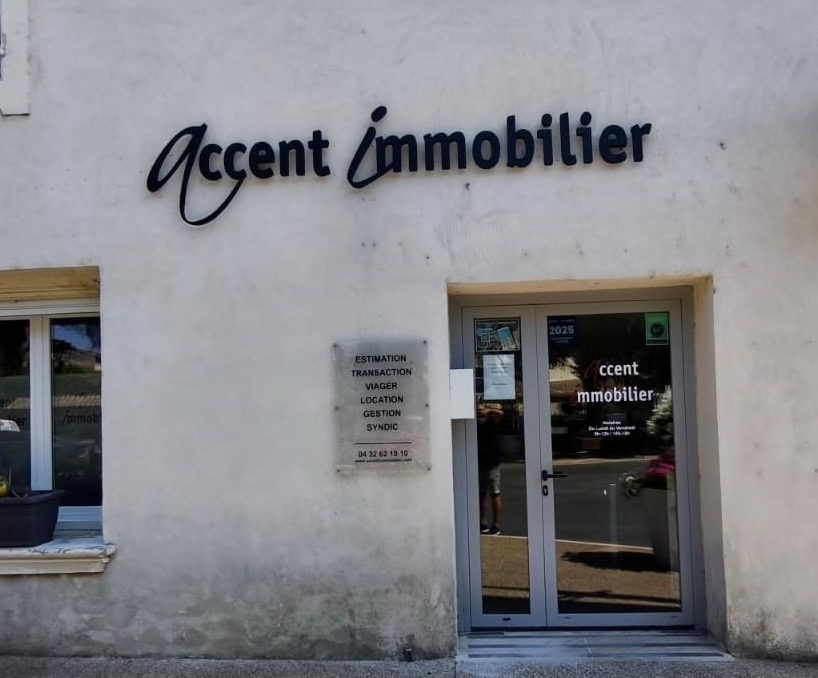enseigne-lumineuse-lettrage-noir – Enseigne Nimes