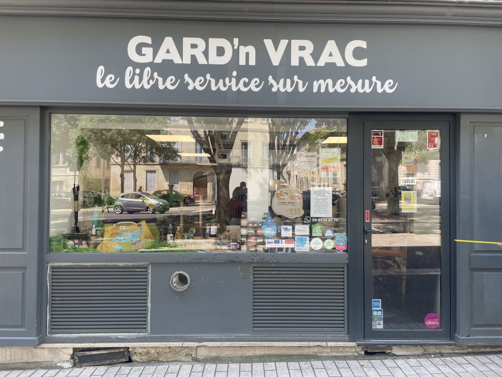 enseigne lumineuse GARD'n VRAC le libre service sur mesure