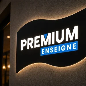 enseigne ajourée à plat forme libre