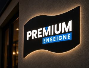 enseigne ajourée à plat forme libre