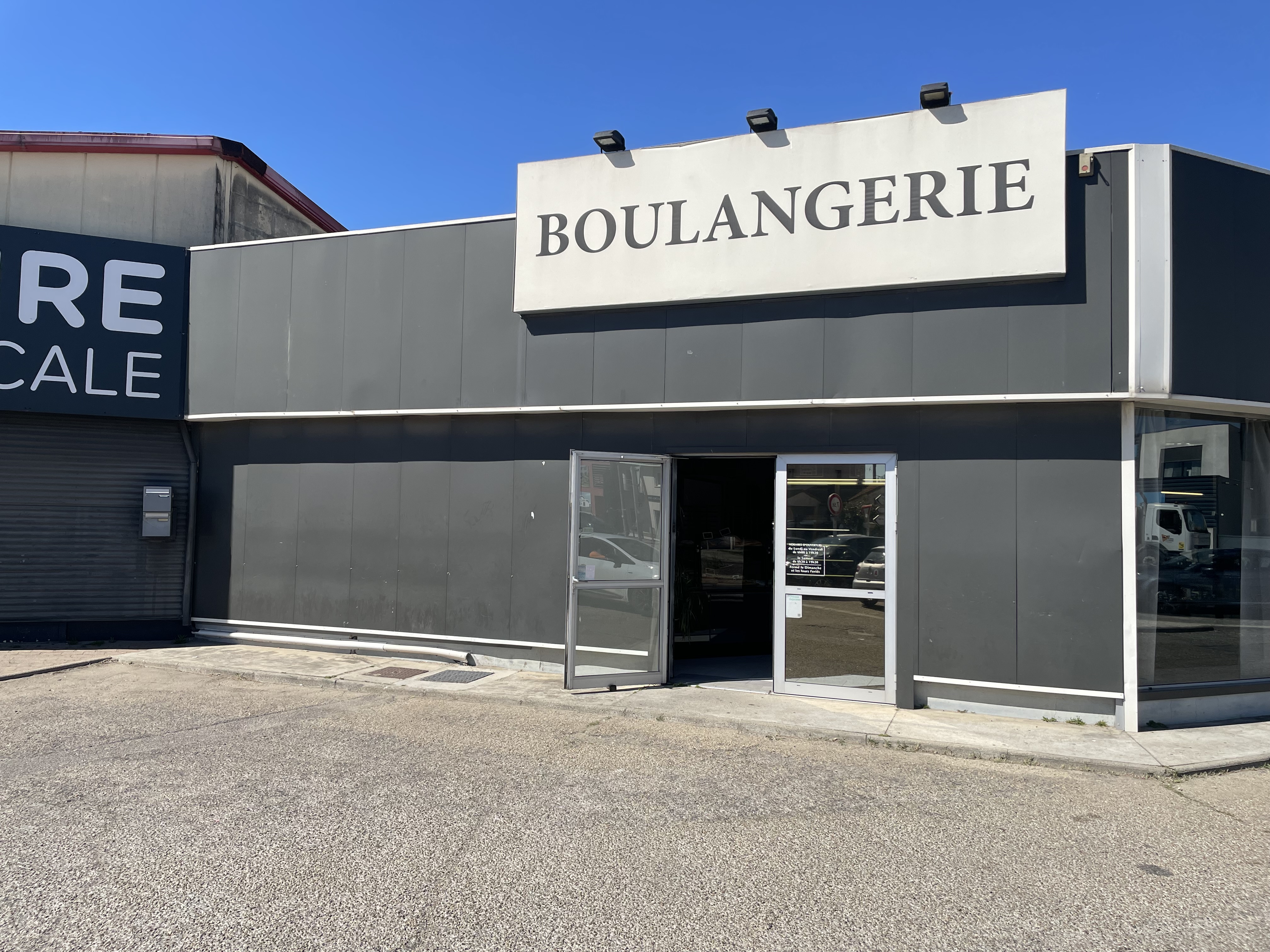 enseigne toile tendue boulangerie – Enseigne drapeau Nimes